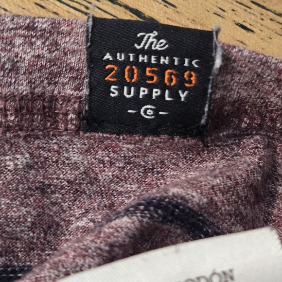 The Authentic Copper Oak Supply Mens‎ Purple And Black Striped XL Quarter Button - Picture 11 of 15